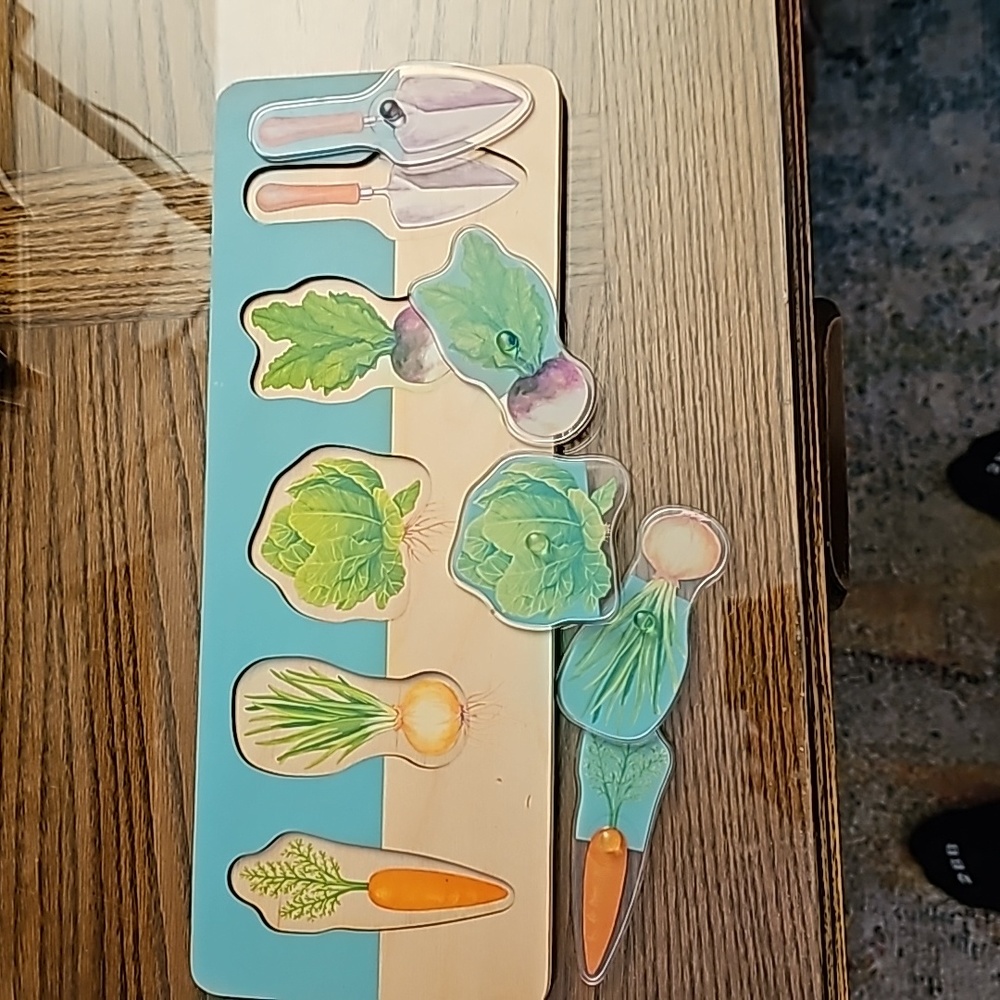 Lovevery Community Garden Puzzle - Picture 3 of 3